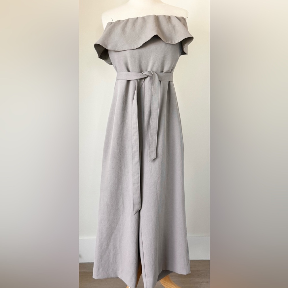 Aritzia Babaton Flutter Strapless Taupe Beige Jumpsuit Women’s Size 4